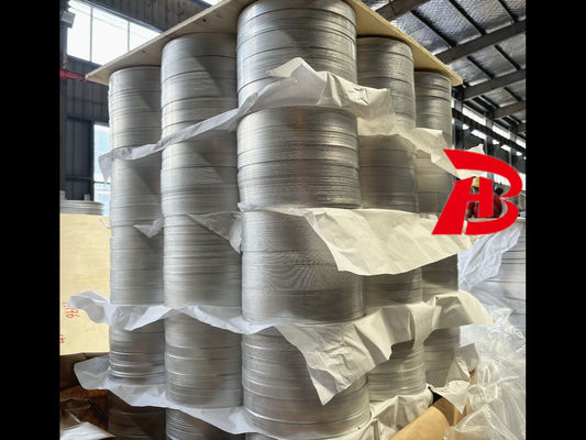 चमकदार 1060 एल्यूमिनियम वेफर 80-1600MM X 0.3-6.0MM ऑटोमोटिव एक्सेसरीज़ के लिए