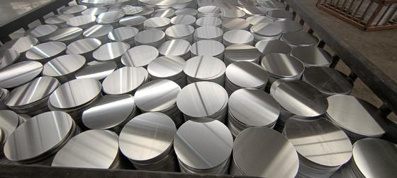 High-Quality Customizable Aluminum Circles and Discs with Smooth Surface and 1050-1100 Alloy Options