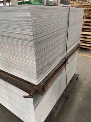 किचनवेयर के लिए उत्कृष्ट तापीय चालकता और गैर-विषाक्त प्रमाणन के साथ कस्टम मोटाई एल्यूमीनियम सर्कल प्लेट