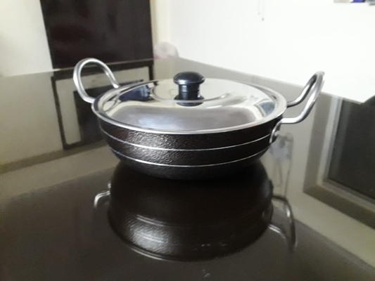 चीन पेशेवर कारखाने कोल्ड रोल्ड एल्यूमीनियम सर्कल 1050 1060 1100 3003 HO कुकवेयर के लिए