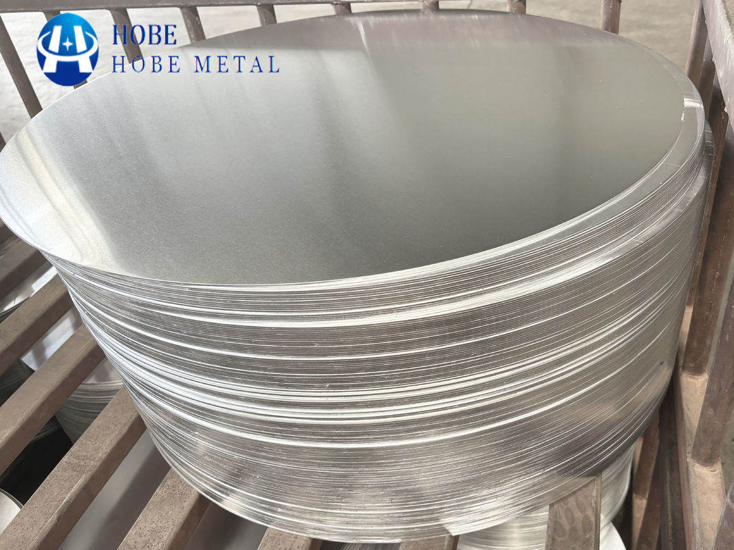 विद्युत और इलेक्ट्रॉनिक अनुप्रयोगों के लिए डिज़ाइन किए गए एनोडाइज्ड एल्यूमीनियम सर्कुलर डिस्क जो बेहतर चालकता प्रदान करते हैं