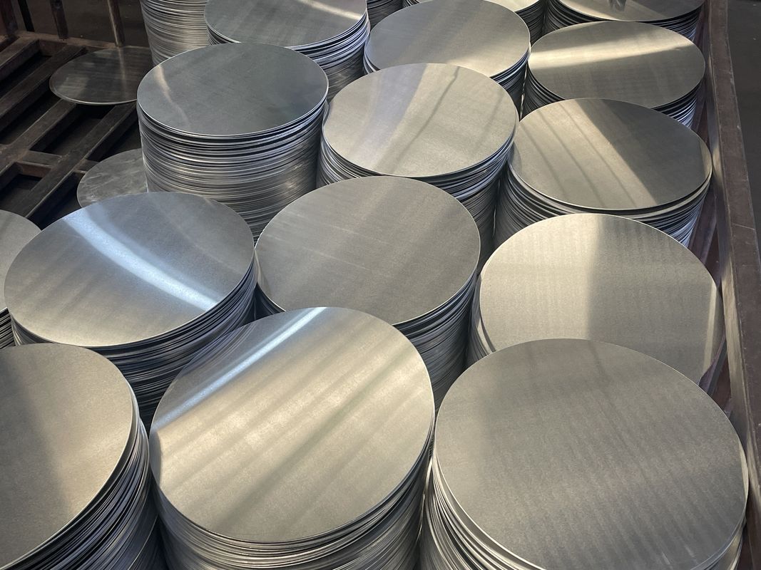 Smooth Surface High Flatness Aluminum Disc 0.3–6mm Thick Custom Size Aluminum Blank for Lamp Cover & Pots